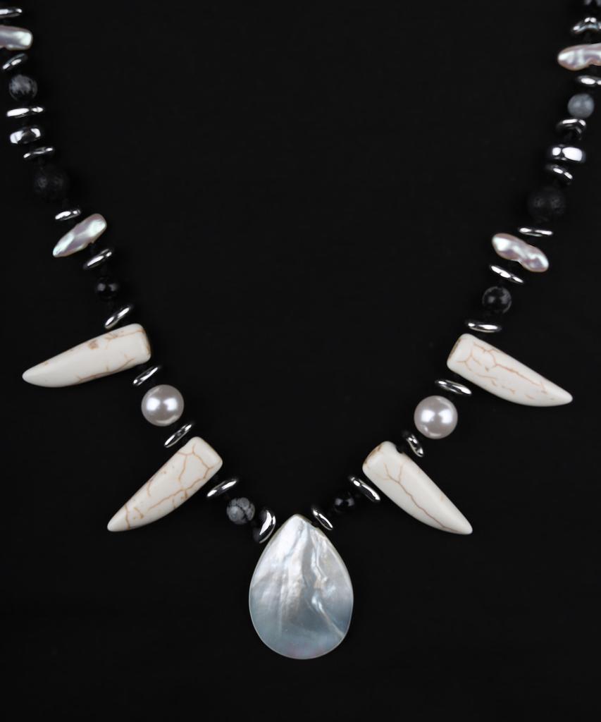 Rubati Aira Hematite Stone Necklace_Black