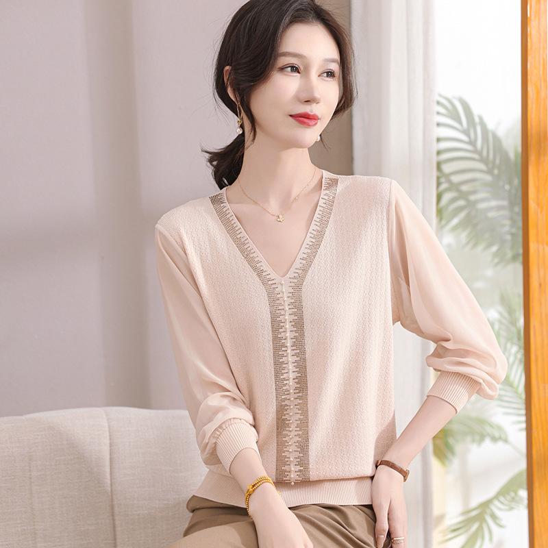 Stylish Spring Knit Top with Gauze Sleeves for Middle-aged and Elderly Women