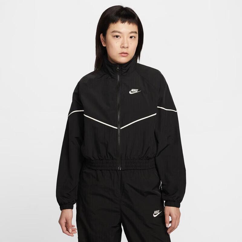 Nike Women s Windrunner Woven Speed Jacket XS