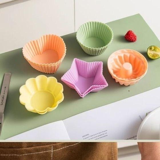 

Circular Love Silicone Cake Cup Baking Mold One Size рожевий