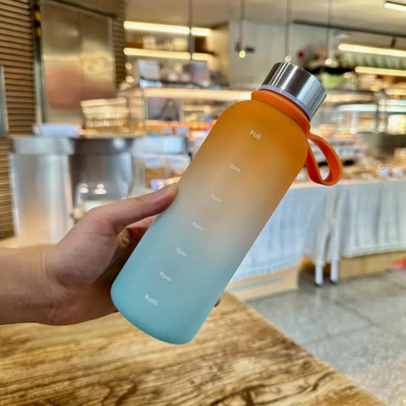 550ML Gradient Matte Handle Water Bottle - Portable Outdoor Sports Cup with Leak-Proof Lid, Durable PC Material