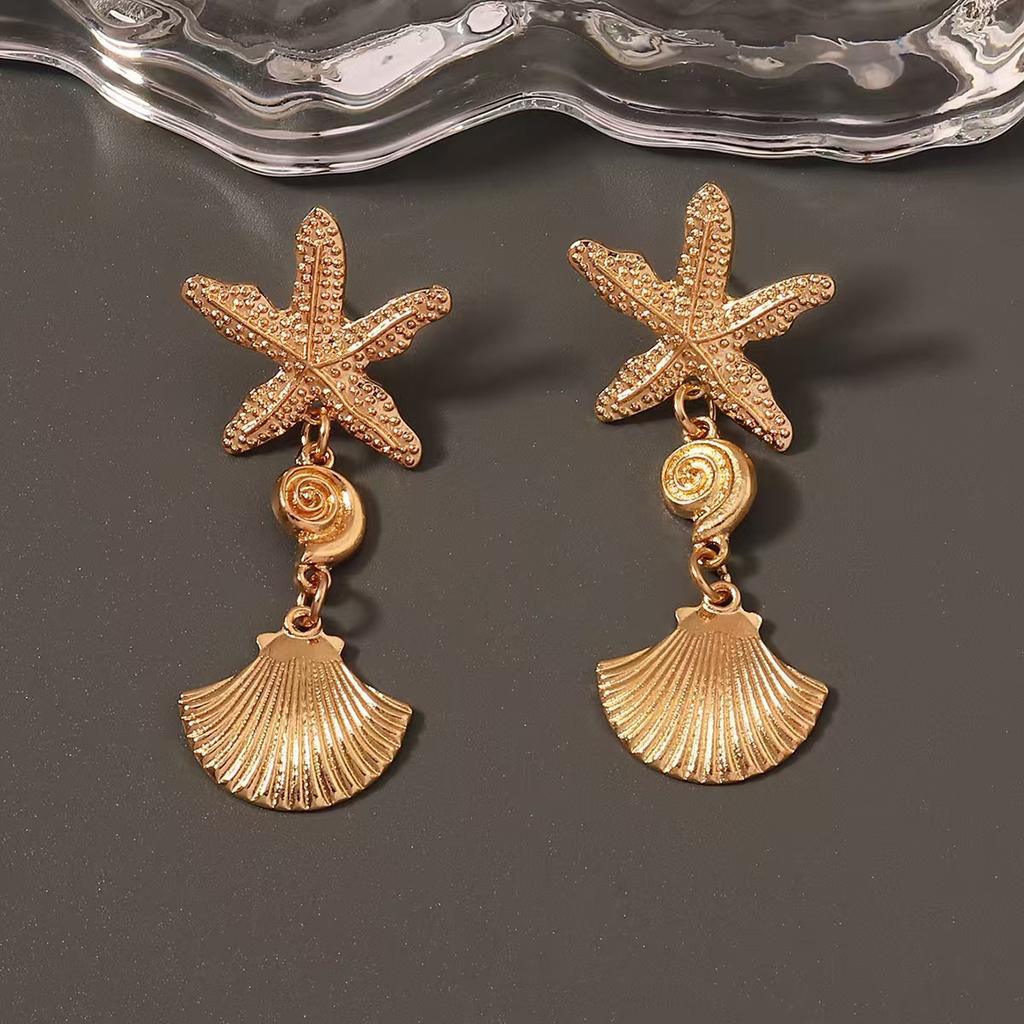 1 Pair Fashion Versatile Beach Vacation Exaggerated Metal Asymmetrical Shell & Starfish Earrings For Women Suitable For Daily Outfit Party Accessories