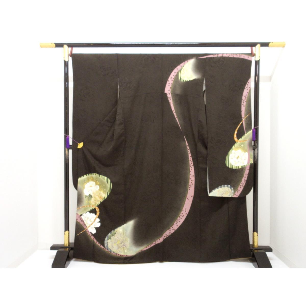 

Furisode, Yuzen gold color processing, embroidered blur dyed [Used]