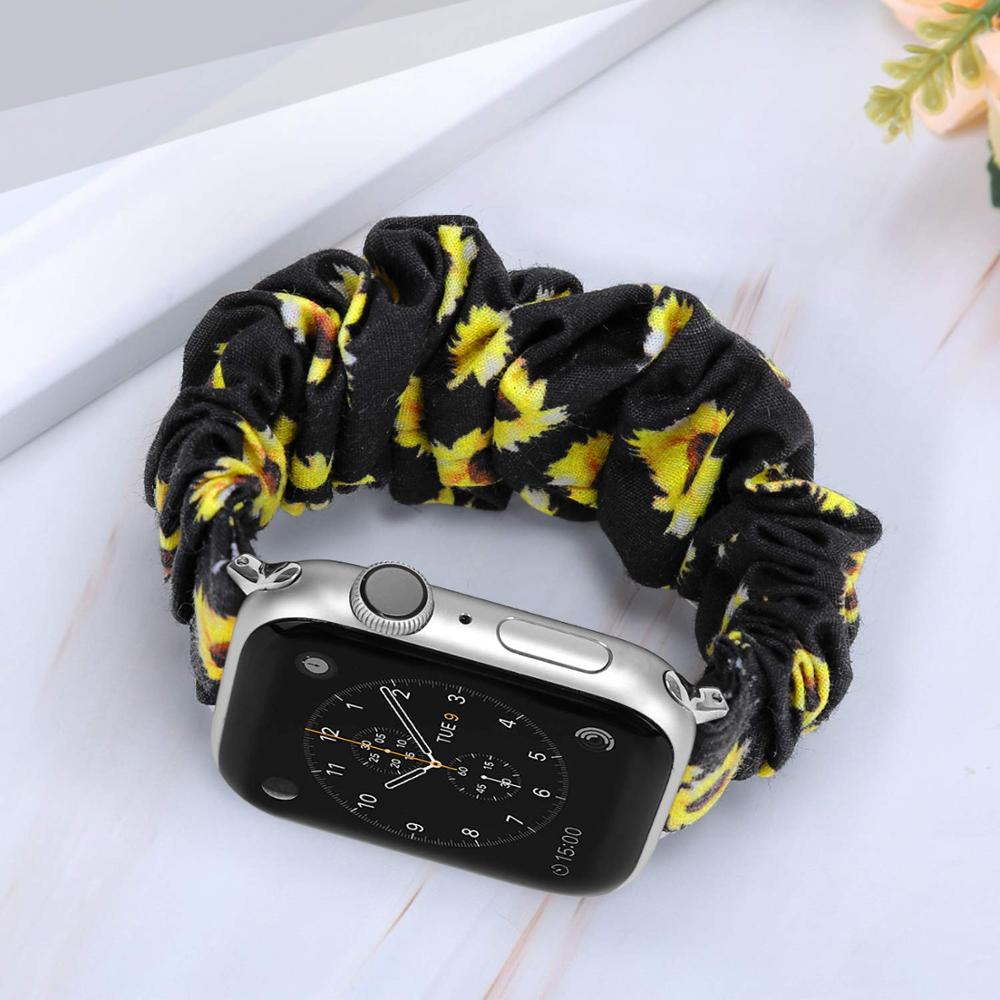 Scrunchie Strap for Apple Watch Band 44mm 40mm Correa iWatch 38mm 42mm Belt Solo Loop Watchbands for Series 7 6 SE 5 4 3