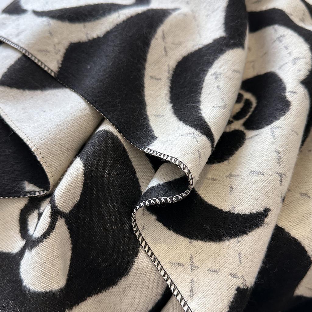 Luxury Winter Cashmere Scarf Women  Warm Pashmina Blanket Poncho Scarves Fashion Flower Shawl Thick Foulard Bufanda