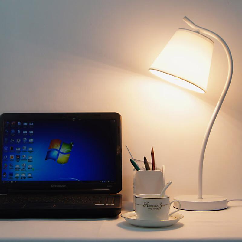 Nordic Fabric Desk Lamp with Remote Dimming