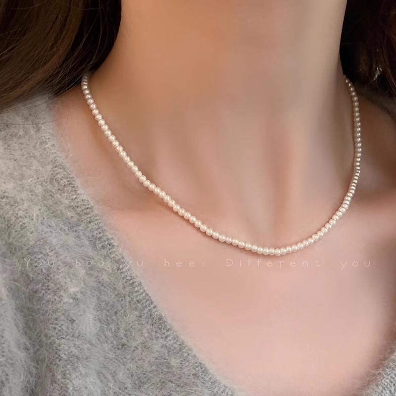 Elegant 2025 Baroque Pearl Clavicle Necklace for Women