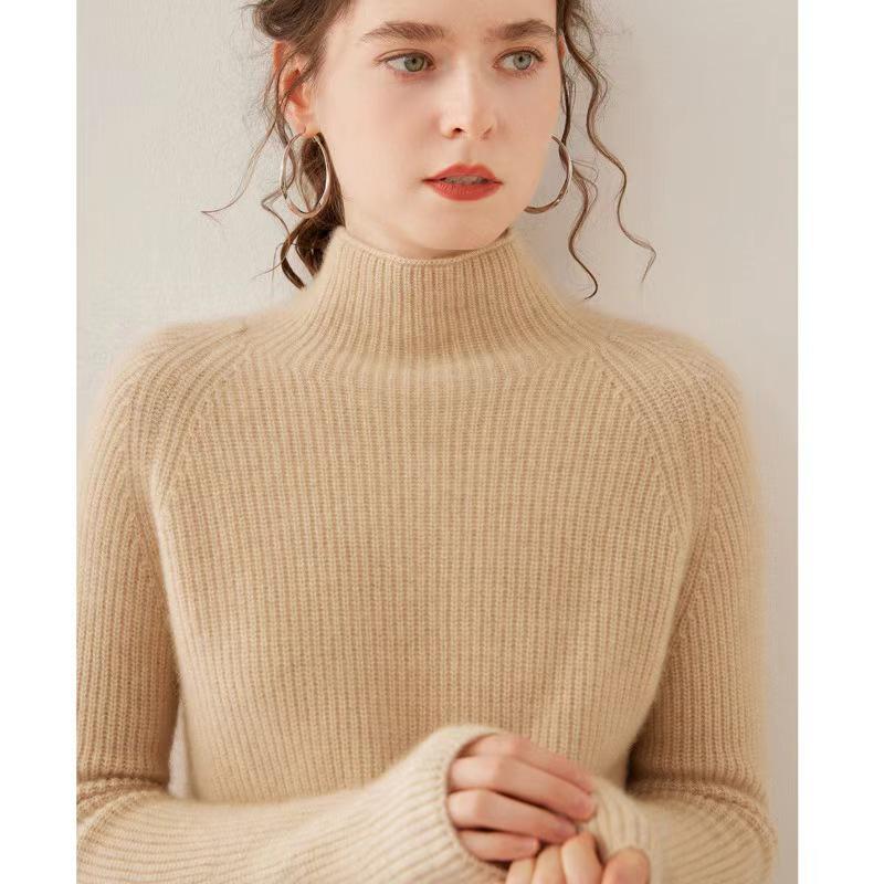 Women's Thick Wool Turtleneck Sweater - Cozy & Warm Cashmere Knit for Autumn/Winter