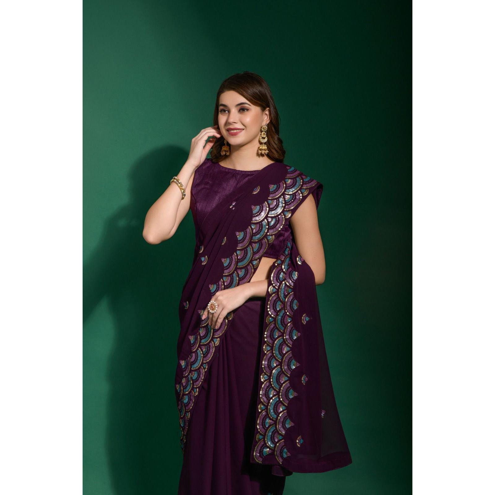 

Бордовый цвет Дизайнерская праздничная одежда Sequance Saree Collection