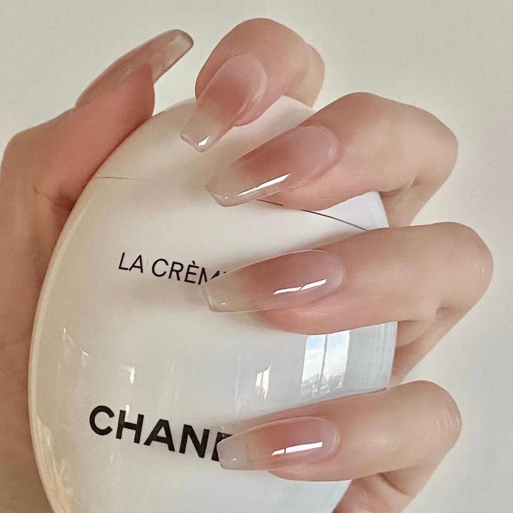 Simple French Gradient Detachable Press-On Nails: Short, Whitening False Nail Tips.