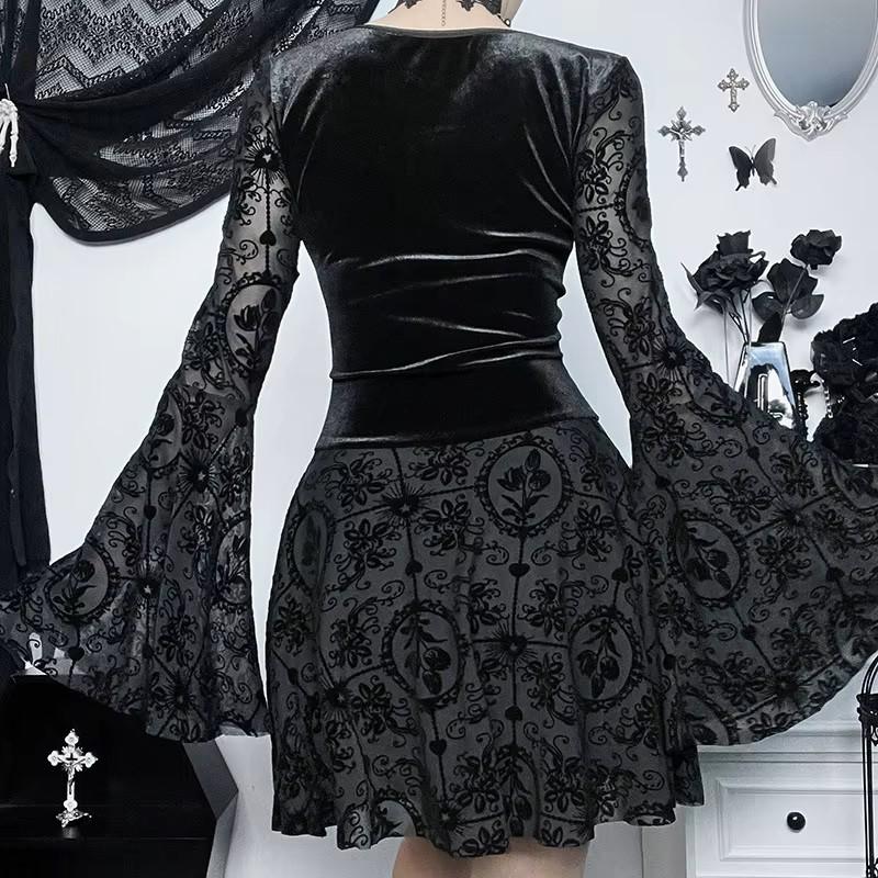 Gothic Goth Dark Elegant Vintage Velvet Dress Grunge Punk Bandage Women Flare Sleeve Party Outfit