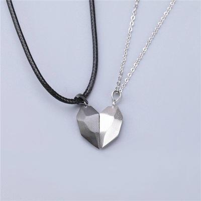 2Pcs Love Magnetic Versatile Couple Necklace Pendant Simple Wishing Stone Heart Ins Clavicle Chain Jewelry