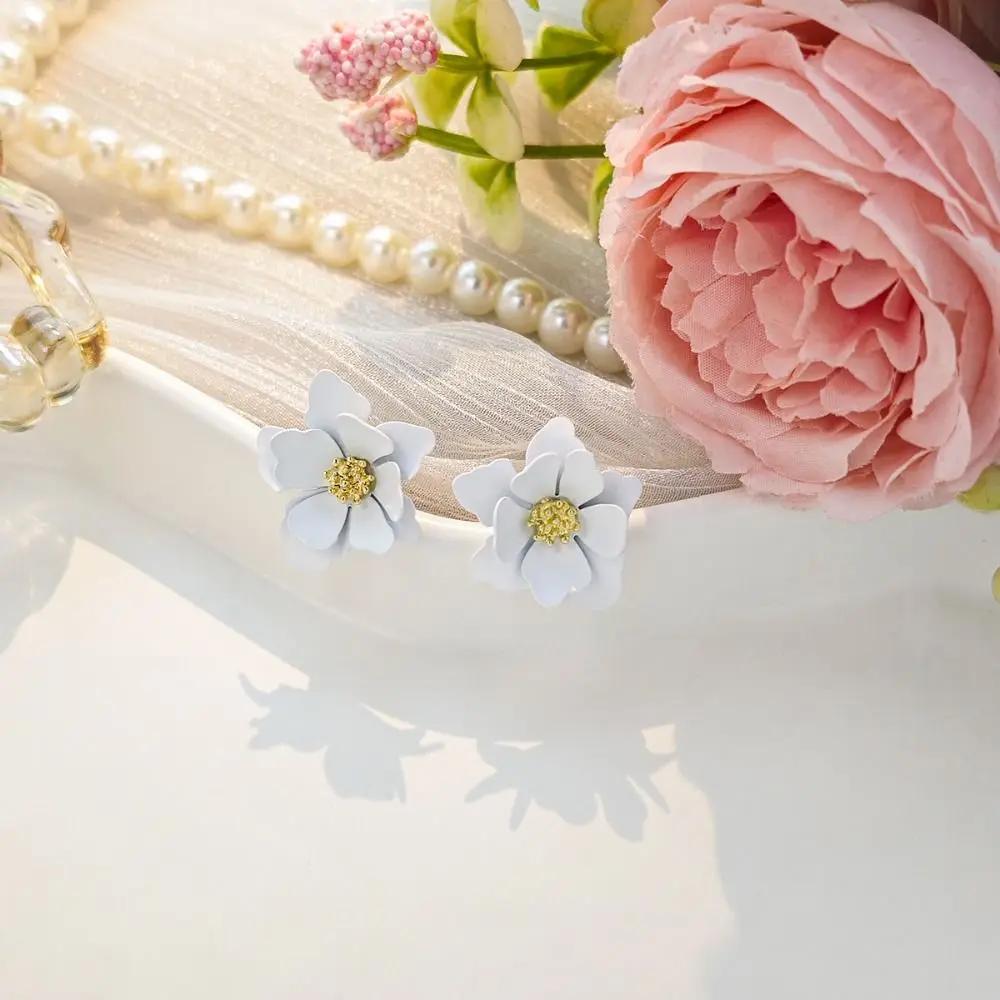 

Korean Style Colorful Petal Dangle Earrings Fragments Flowers Women Elegant Stud Earrings Fashion Jewelry Girl Gift белый