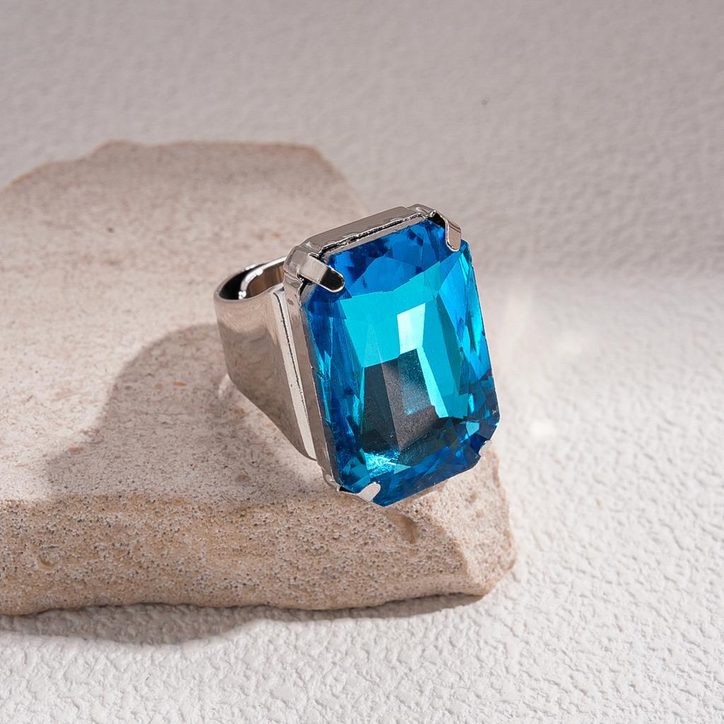 Exaggerated retro diamond-set geometric square open ring simple jewelry