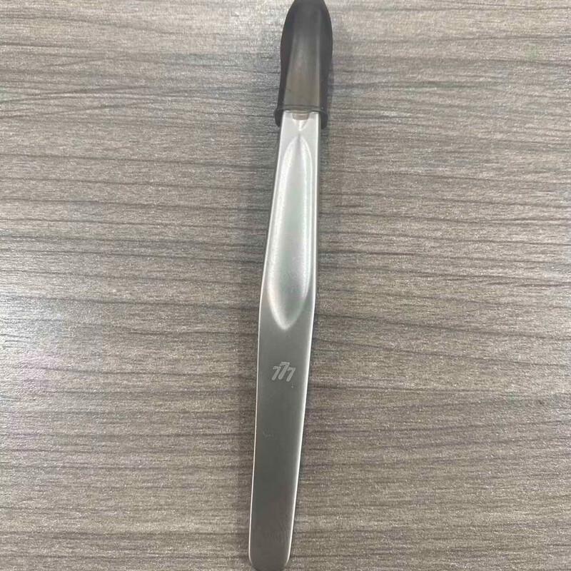 

777 Round Tip Tweezers