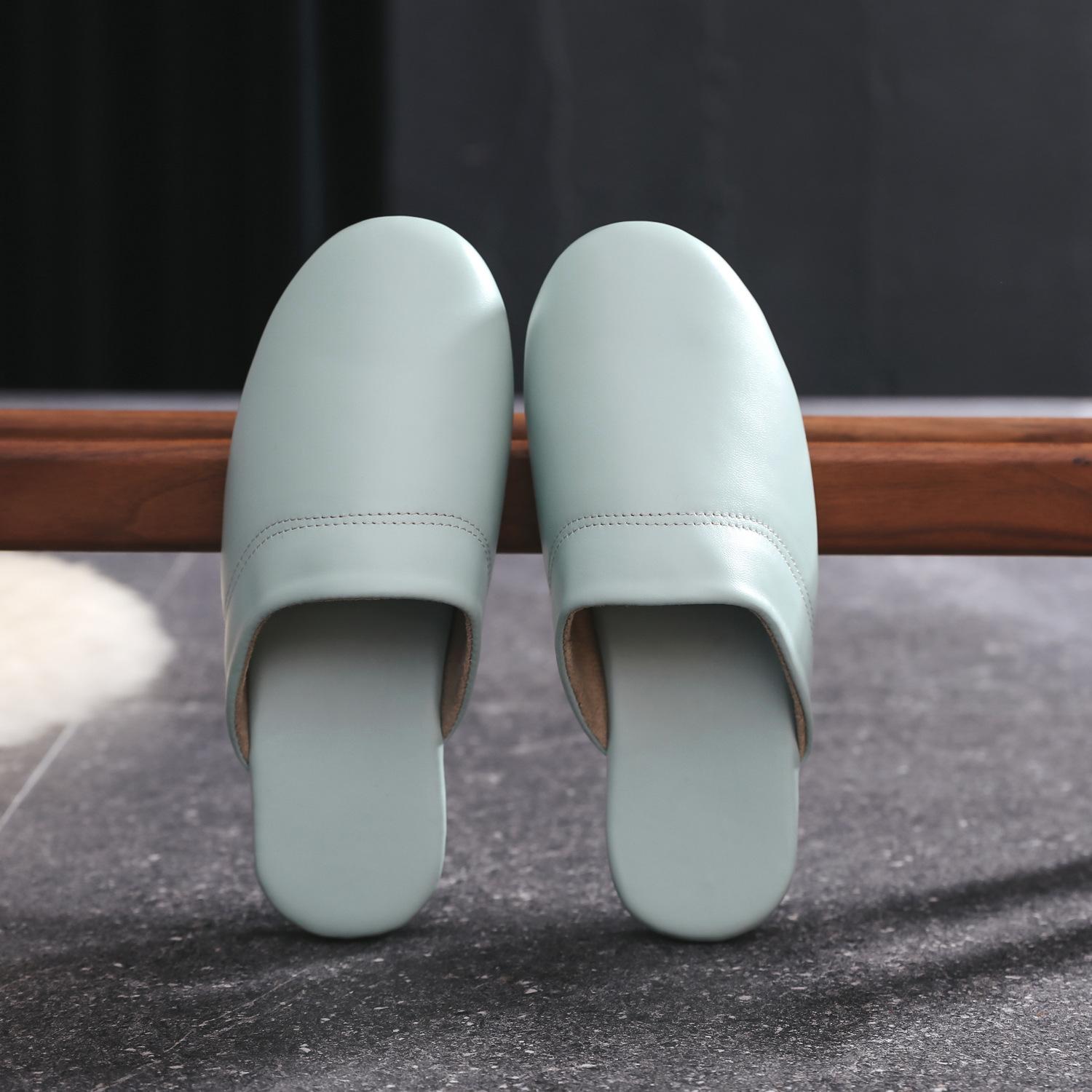 

Модные мужские осенние домашние тапочки большого размера, унисекс, из натуральной кожи, удобные комнатные тапочки на плоской подошве 35-36