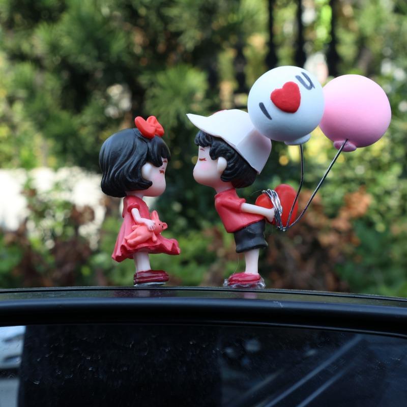 Cartoon Couple Ornaments Car Center Console Dashboard Anime White Hat Red Clothes Couple Kiss Forehead DIY Decorations Ornament