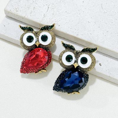 Einfache Persönlichkeit Tier-Serie Brosche Mode Galvanisieren Antikgold Vielseitige Eulenbrosche Brosche