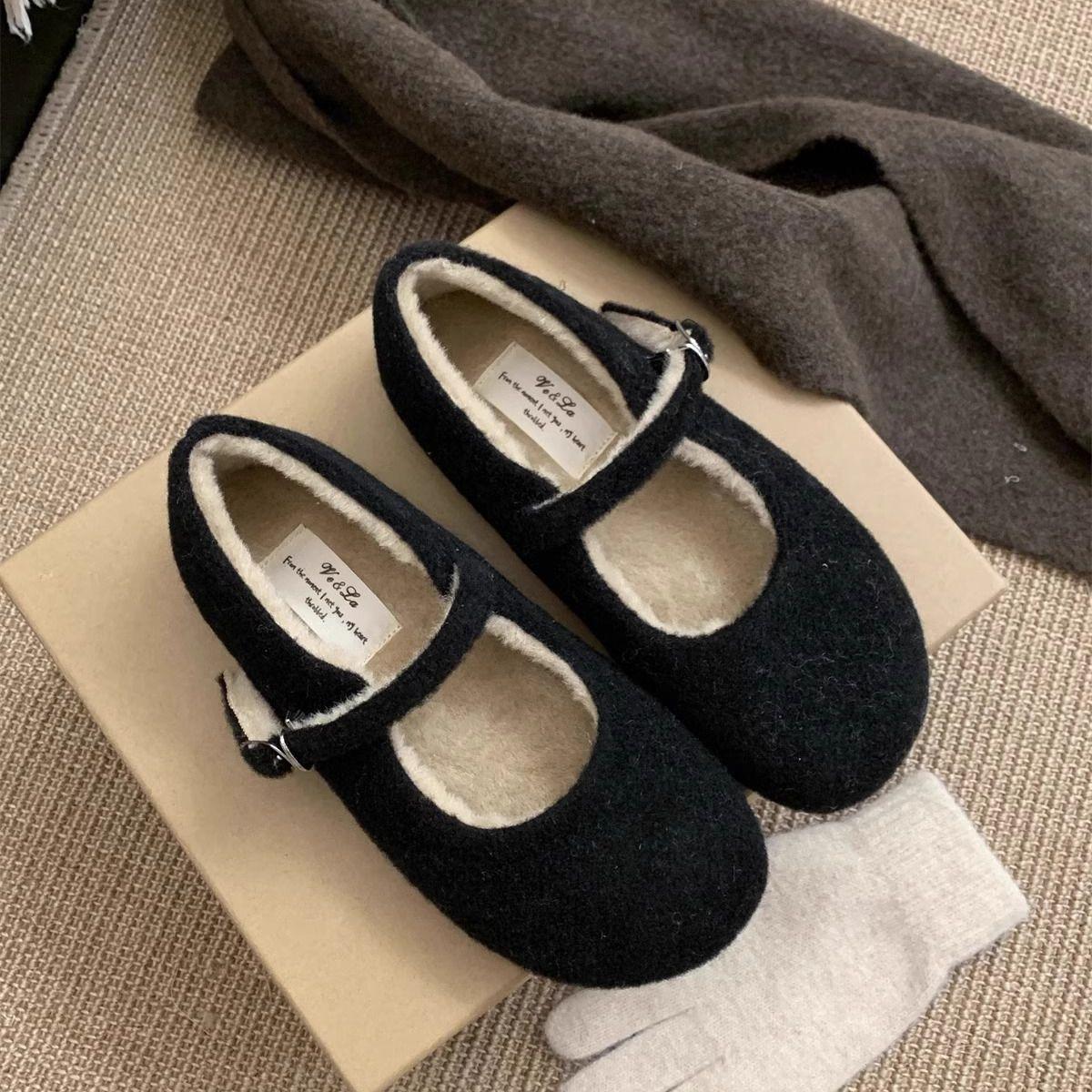 

Французские туфли Мэри Джейн на плоской подошве с пряжкой из одного слова, бархатные, с круглым носком, пушистые, женские, обувь интернет-знаменитостей, теплые хлопковые туфли на осень an 40 чёрный