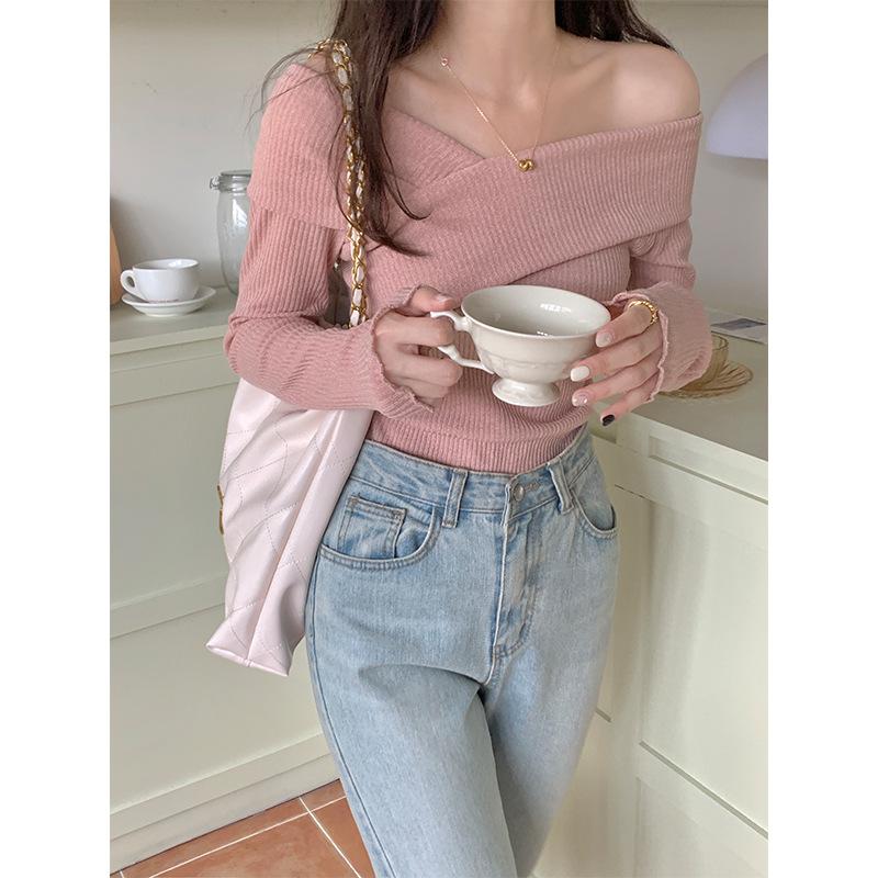 One-word shoulder long-sleeved knitted sweater autumn design feeling lazy wind pure desire inner cardigan pure desire