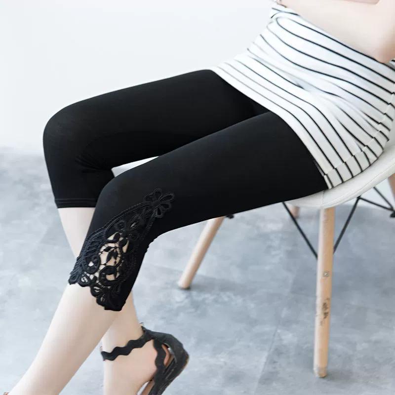 Lace Leggings for Women, Thin and Stretchy In Summer, Slimming and Tight Fitting, Suitable for Both Inside and Outside Wear, with A Cropped Mid Length