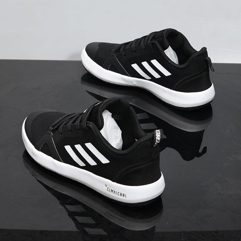 

Summer wading shoes, light and breathable running shoes, sports and leisure shoes, thin mesh shoes VR 39