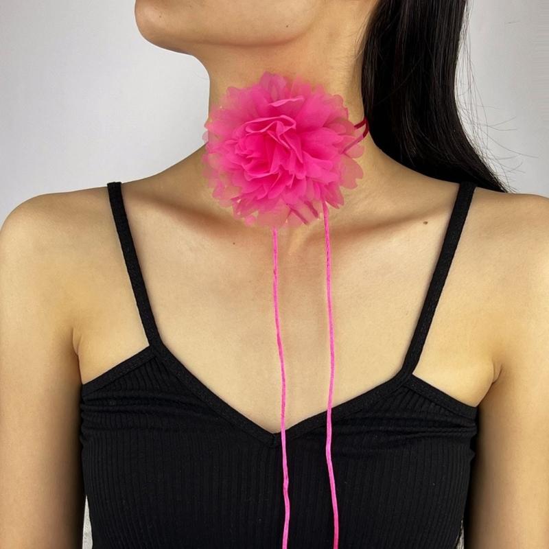 Stylish Rose Blossom Necklace Simulation Flower Neckchain Women Girls Collarbone Chain Eye Catching Choker Accessory