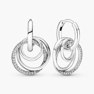 Pandora | Brincos de Argola Pandora Cercados em Prata Esterlina