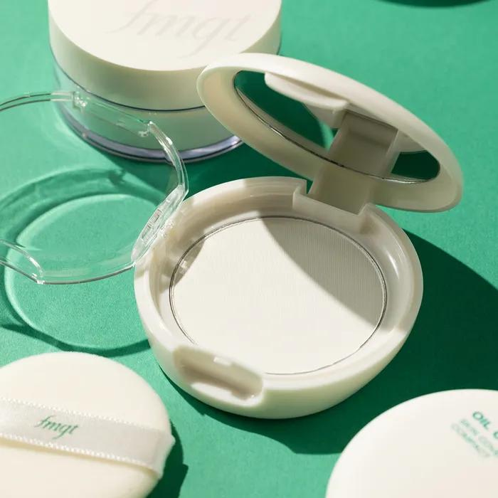 

The Face Shop Oil Clear Oil Blotting Paper Pact 8g