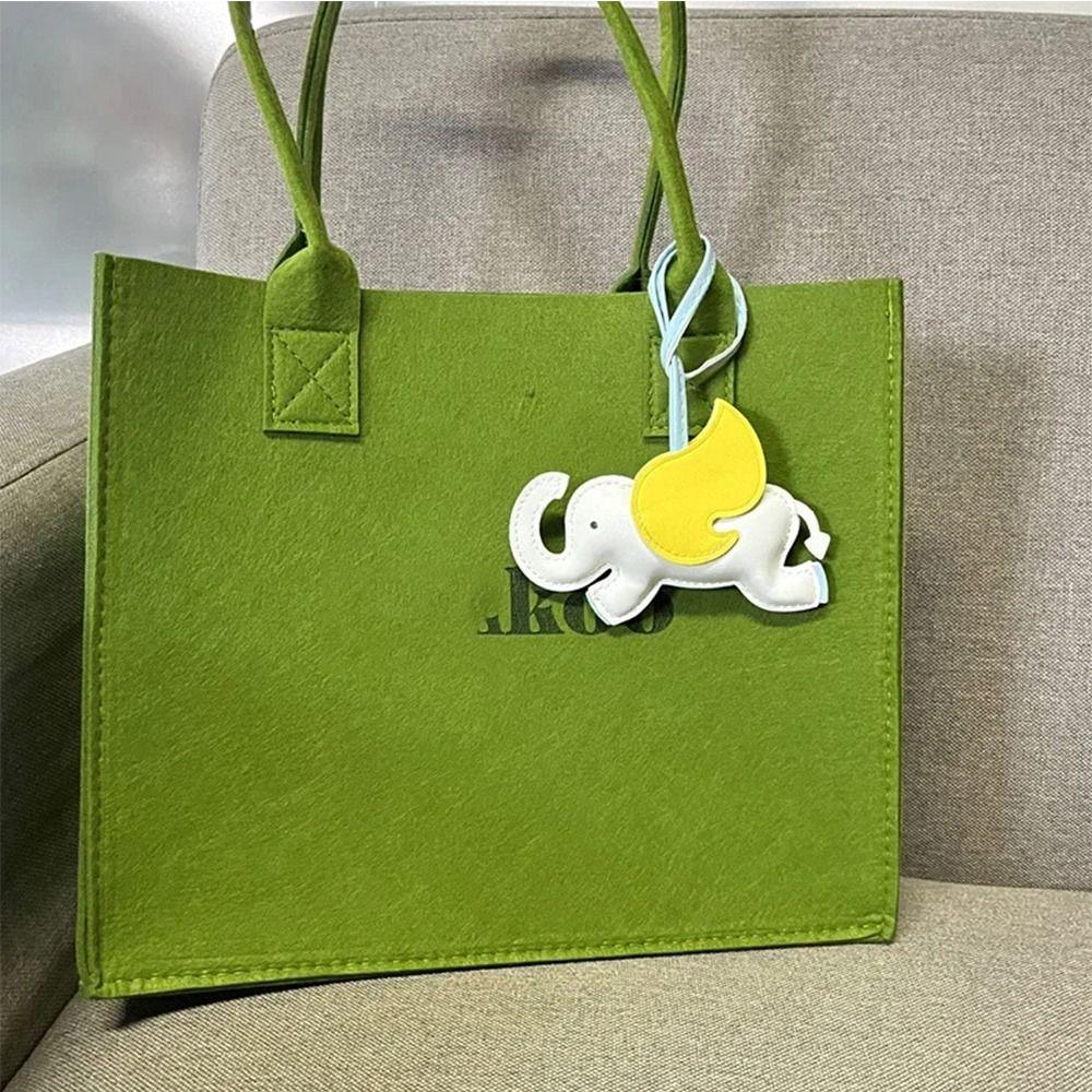 PU Leder Fliegende Flügel Elefant Schlüsselanhänger Tier Taschenanhänger Mehrfarbiger PU Leder Anhänger Frauen