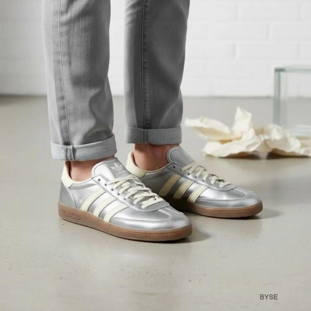 Adidas Originals Handball Spezial Sneakers Matte Silver Cream White 471826