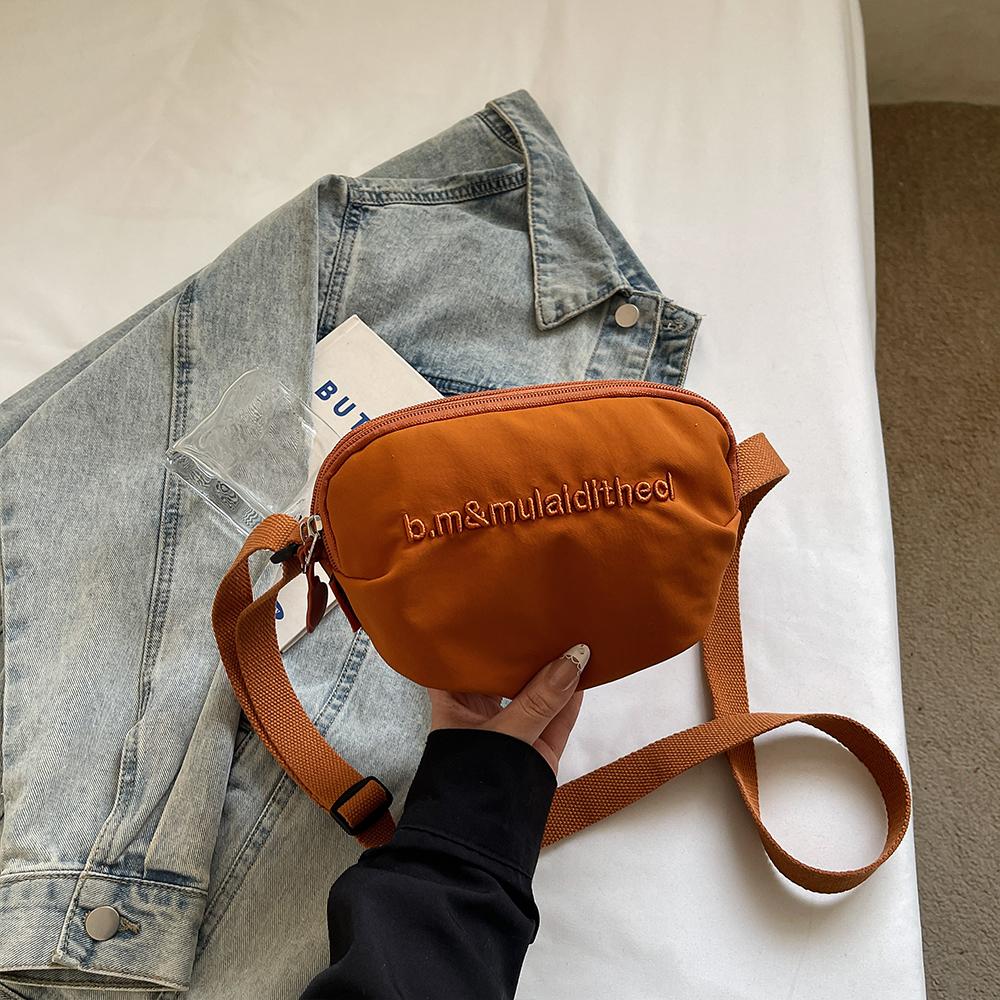 

Ladies Crossbody Bag, Retro Shoulder Bag, Multi-Compartment Pocket Design, Simple and Versatile Commuting Phe Bag