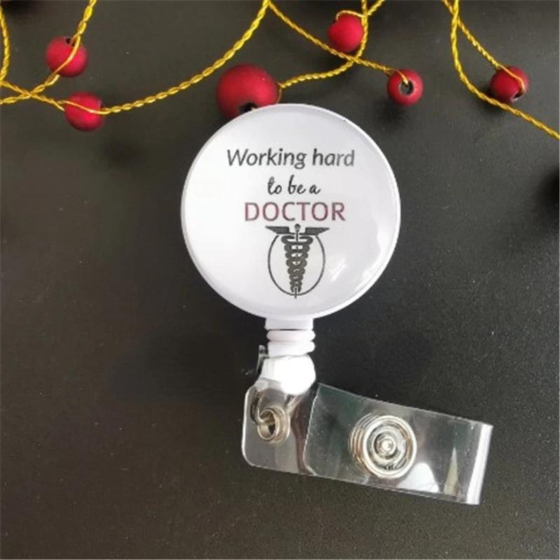 2026 Retractable Doctor Nurse Badge Reel Fashion Cartoon Cute Students ID Card Badge Holder Lanyard Id Badge Holder