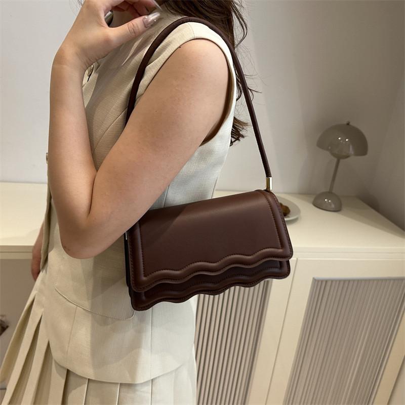 Trendy Small Square Pu Handbag For Women In Vibrant Colors Perfect For Fall Fashion