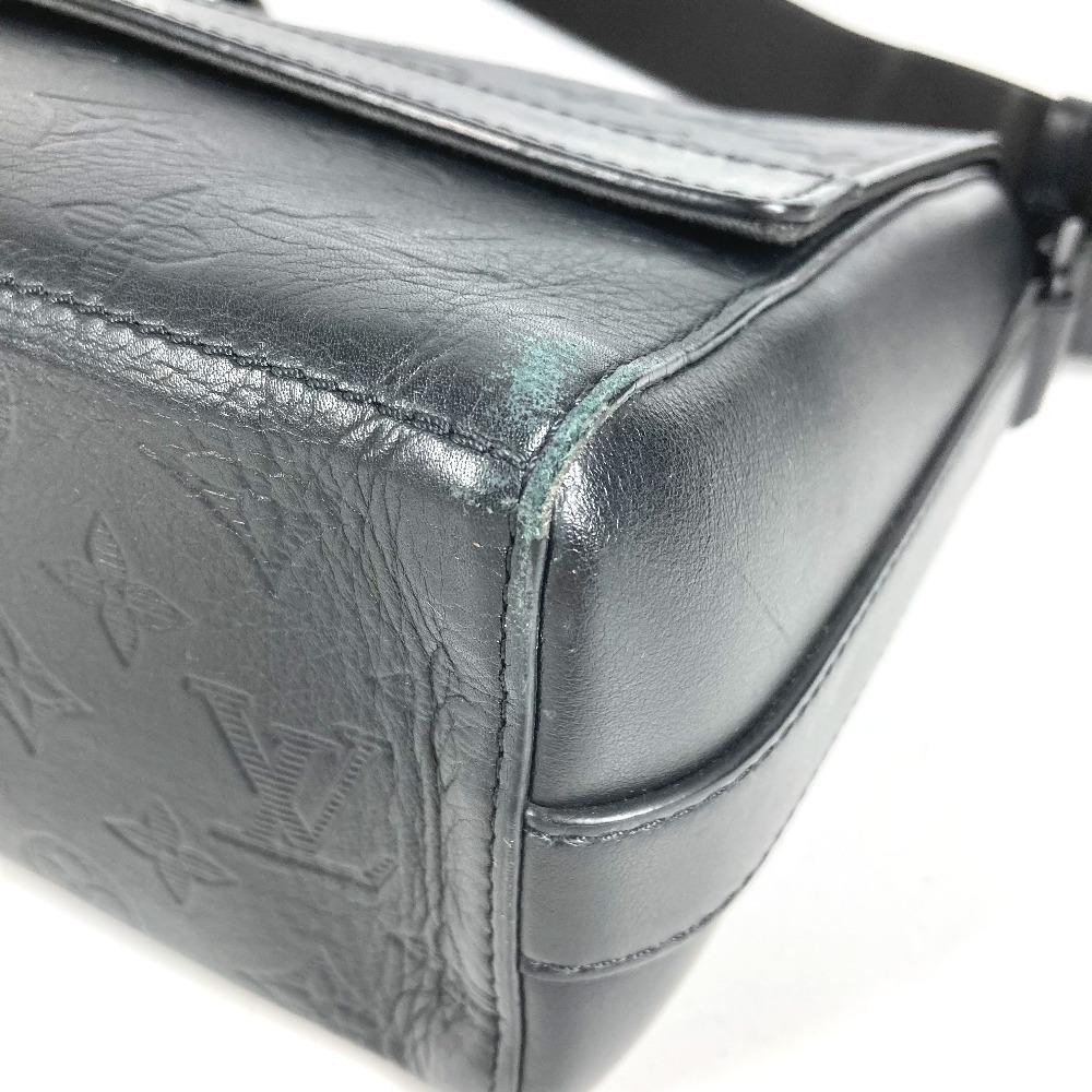 Louis Vuitton M44729 Monogram shadow Sprinter Messenger Shoulder Bag Black