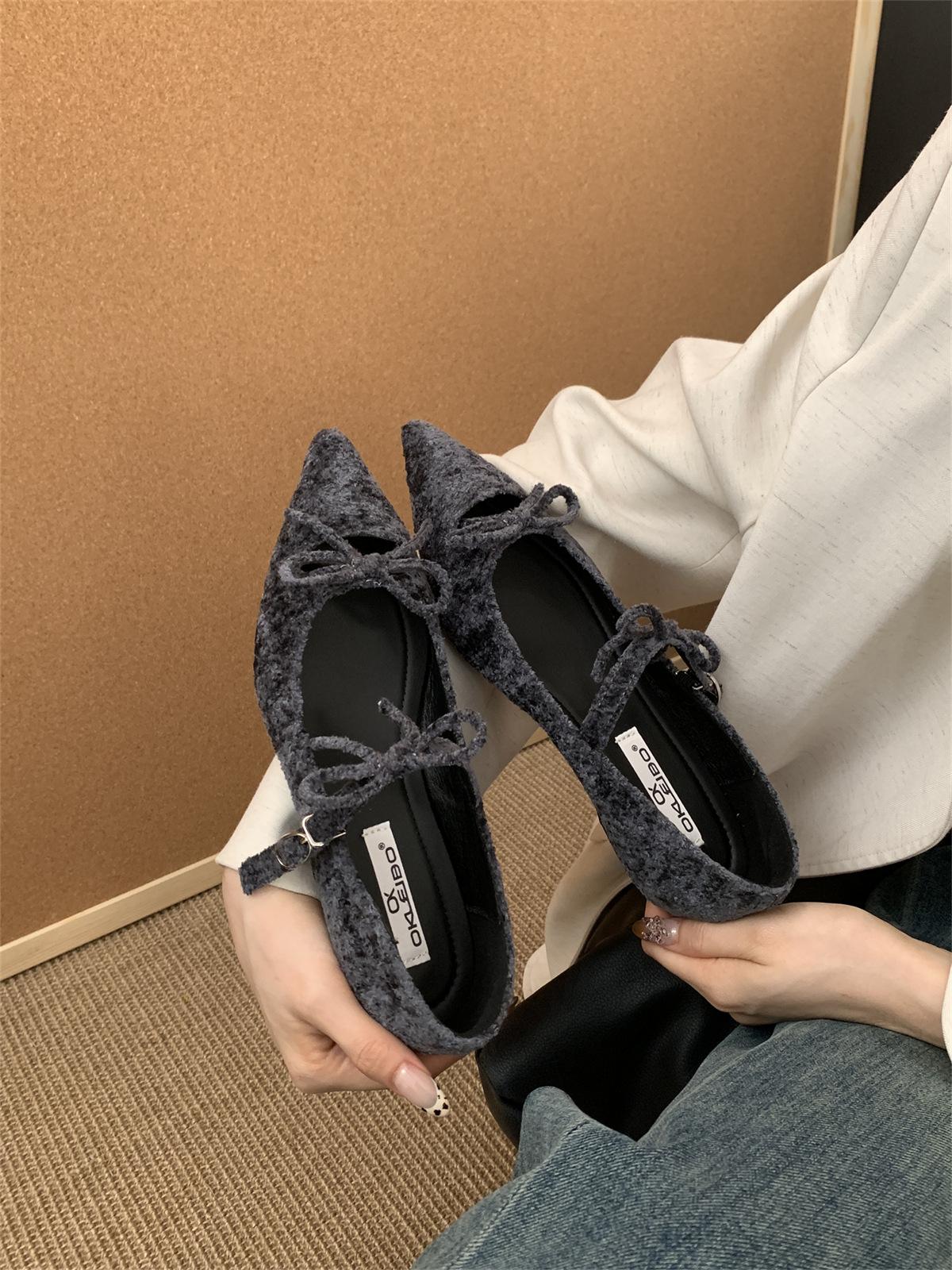 

French velvet inner height increase Mary Jane shoes girl 2025 new fairy wind gentle bow hollow ballet ladyshoes 39 серый