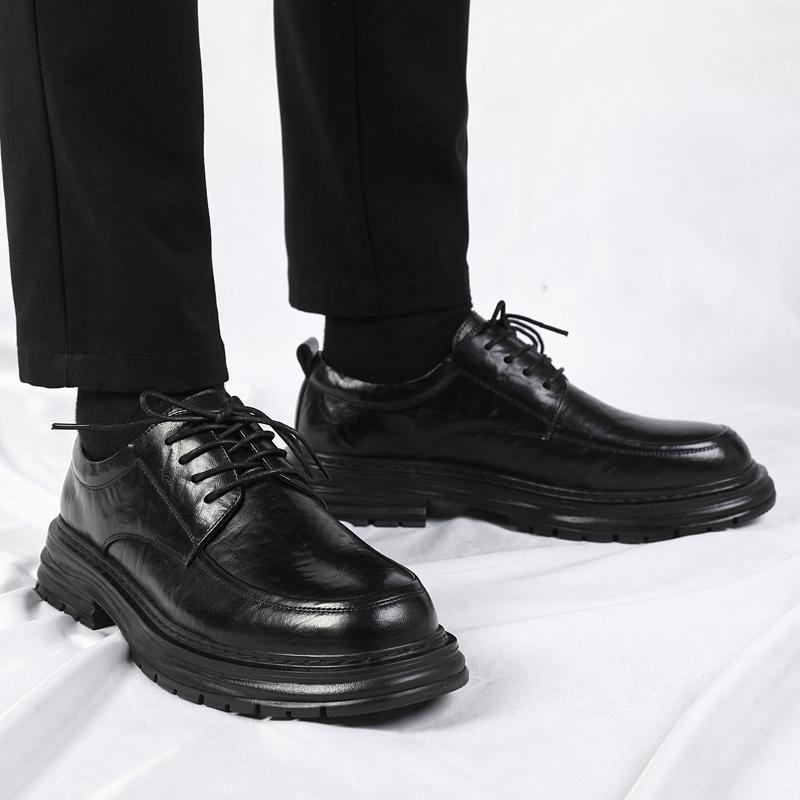 Fashion High Quality Men's Comfortable Leather British Style Thick Soled Business Dress Leather Shoe for Spring New Lace Up Oxford Shoes