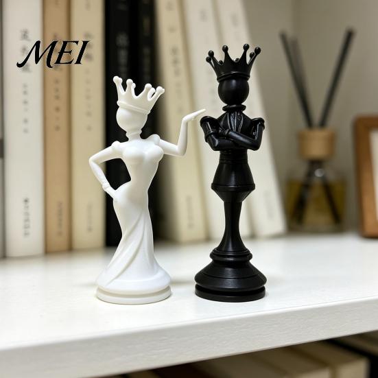 Small Decorative Statues 2 Pcs Chess King And Queen Statue, 3D Printed Abstract Sophisticated Desktop Accents Figure, Modern Piece Sculpture