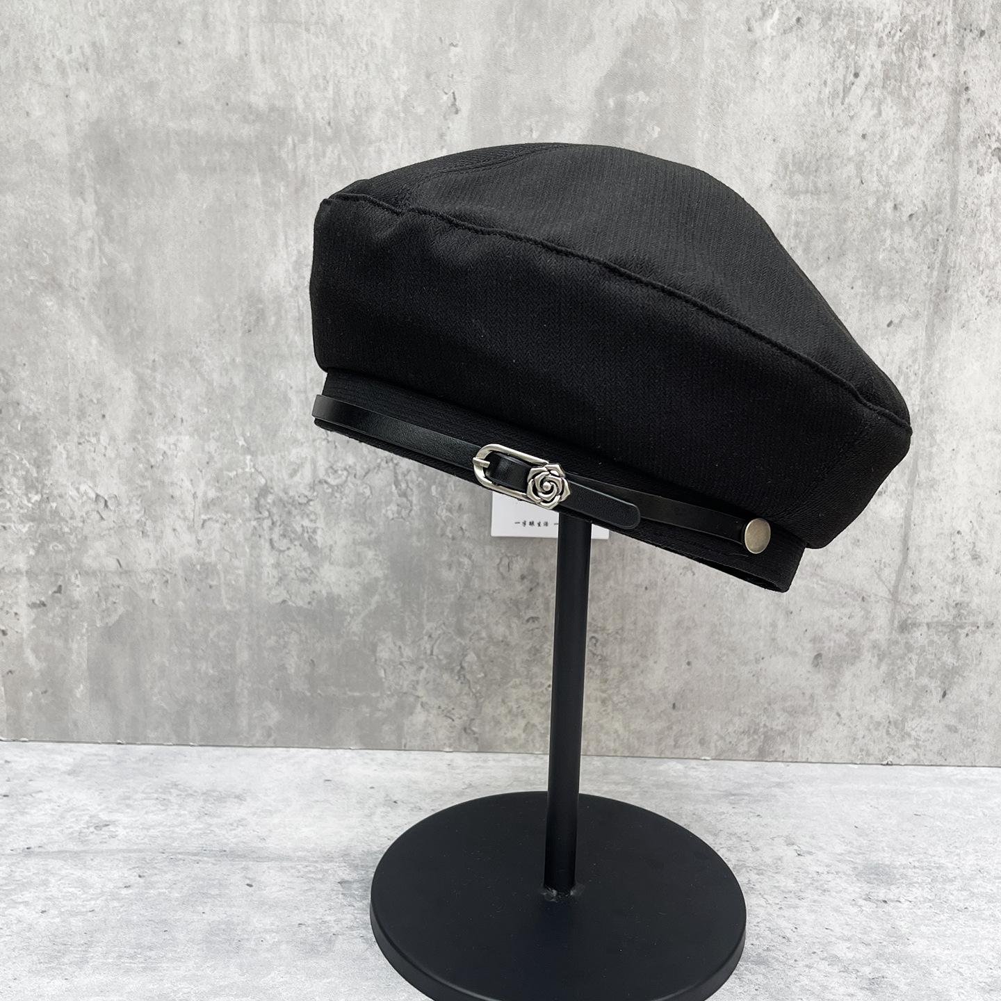 Женский берет Осенний Темно-синий Шляпа художника Чувство дизайна Ниша Показывает лицо Маленький Классический Ретро Показывает темперамент M（56-58cm）