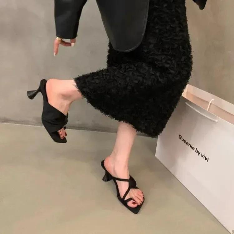 

Дизайнерские летние женские тапочки, модные шлепанцы с застежкой-молнией, женские туфли для улицы, сандалии на высоком каблуке, размеры 35-40 35