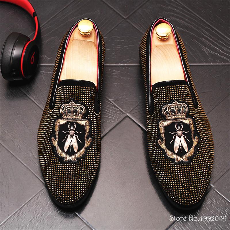 Fashion NEW Pointed Toe Embroidery Rhinestone Flats Shoes For Men Male Wedding Dress Prom Homecoming Shoes Zapatos Hombre Vestir