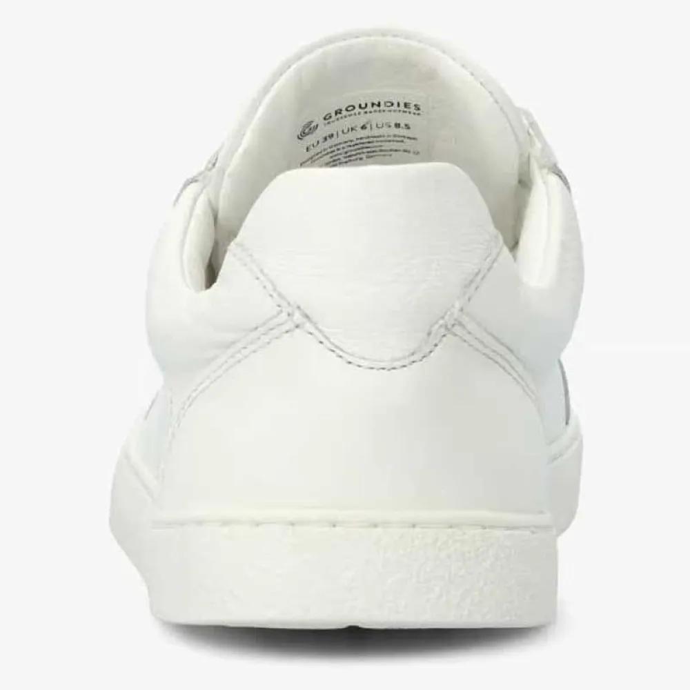 Groundies Sneakers Universe