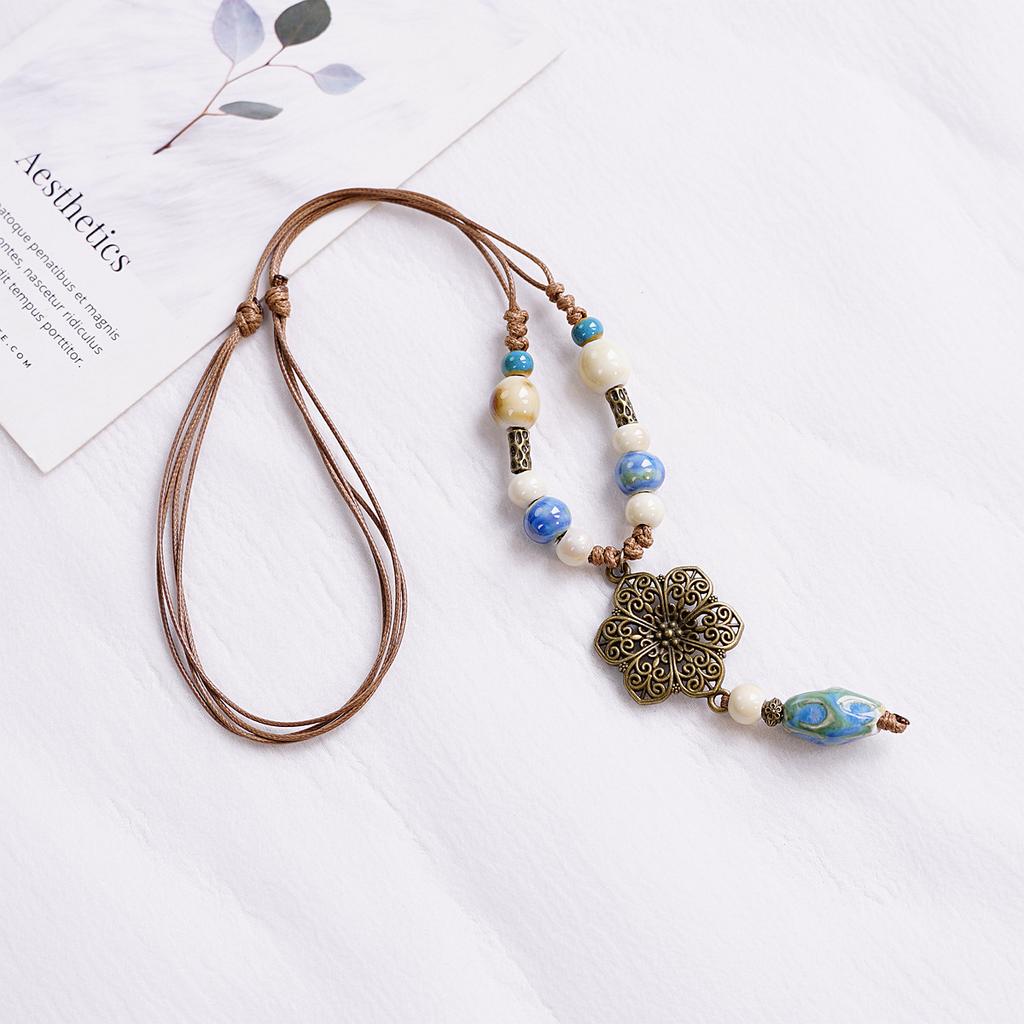 Winter New Factory Direct Sales Ceramic Niche Design High-end Necklace Ceramic Sweater Chain Accessories