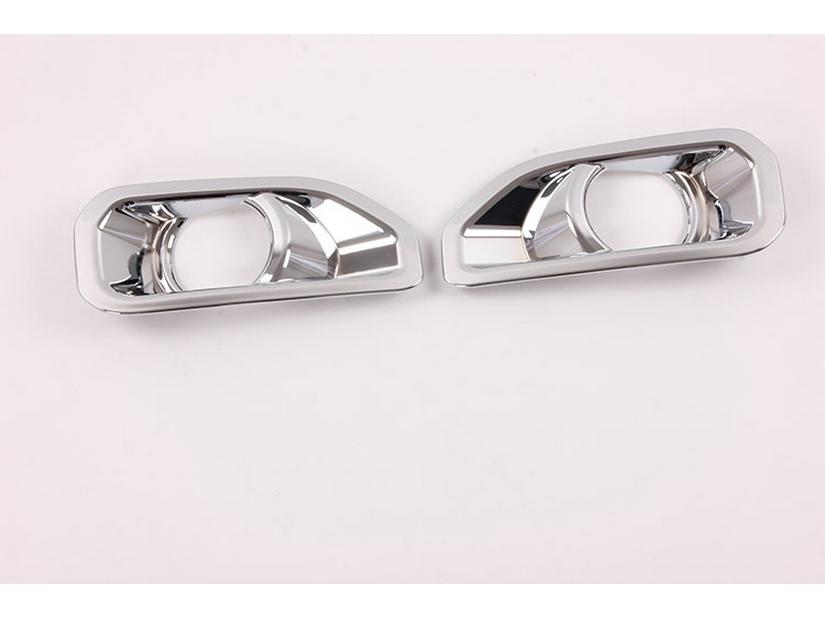 Compatible with 2019 Wrangler - ABS Electroplated Front Fog Light Cover Frame Decor.