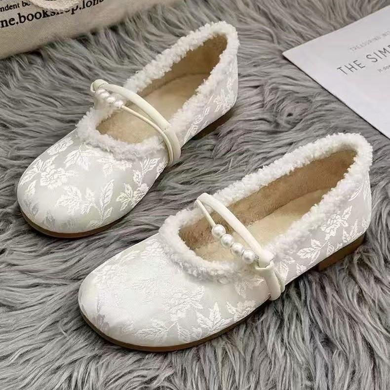 

Новые туфли чонсам в китайском стиле, туфли Мэри Джейн, женские туфли с юбками, одинарные туфли из французского бархата, женские пушистые туфли, женская верхняя одежда 40