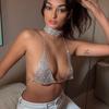 Chaîne de poitrine tendance entièrement pavée de strass et de diamants: Haut sexy à fines bretelles et dos nu pour femmes