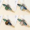Fashion Brooch Pin With Shell And Stone For Elegant Clothing Accessory Gift