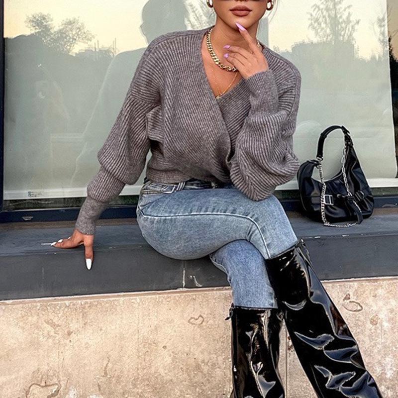 2026 Autumn Winter Solid Color V-Neck Cut-out Knit Sweater with Long Sleeves