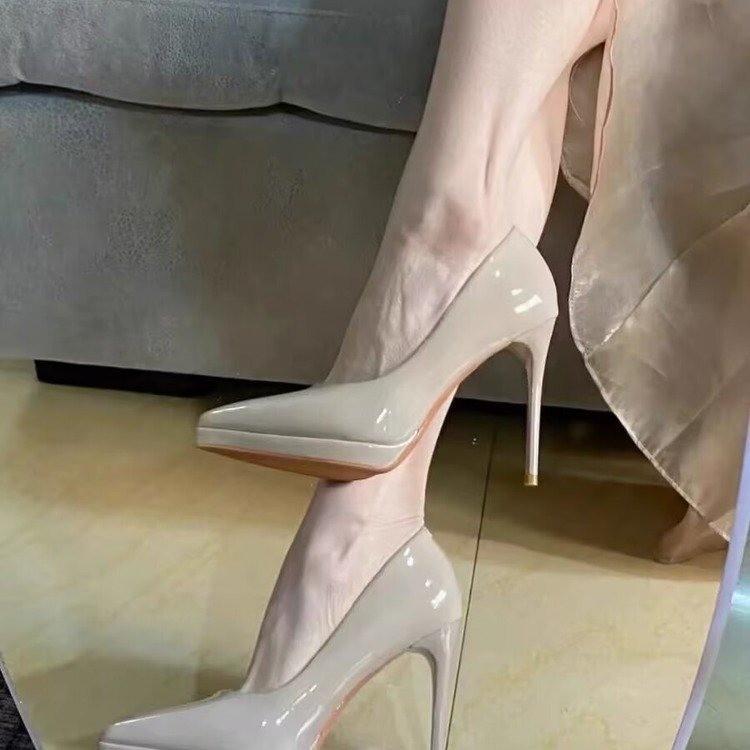 2025 Spring New Pointed Patent Leather Solid Color Bag Head One Pedal Shallow High Heels Job Interview