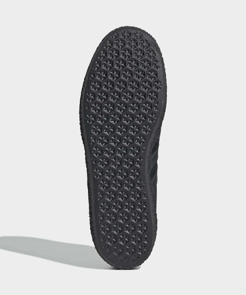 adidas Montreal - Black:Carbon / Ih7249